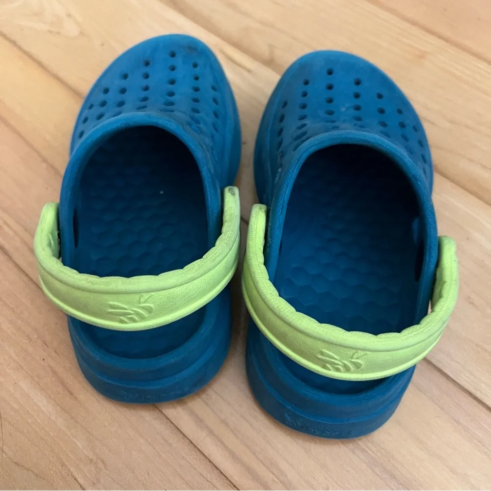 Blue and Green Crocs 6-7 Toddler